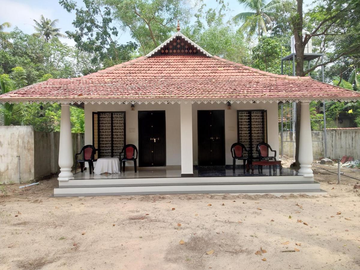 Marari Secret Beach Yoga Homestay Mararikulam Exterior photo
